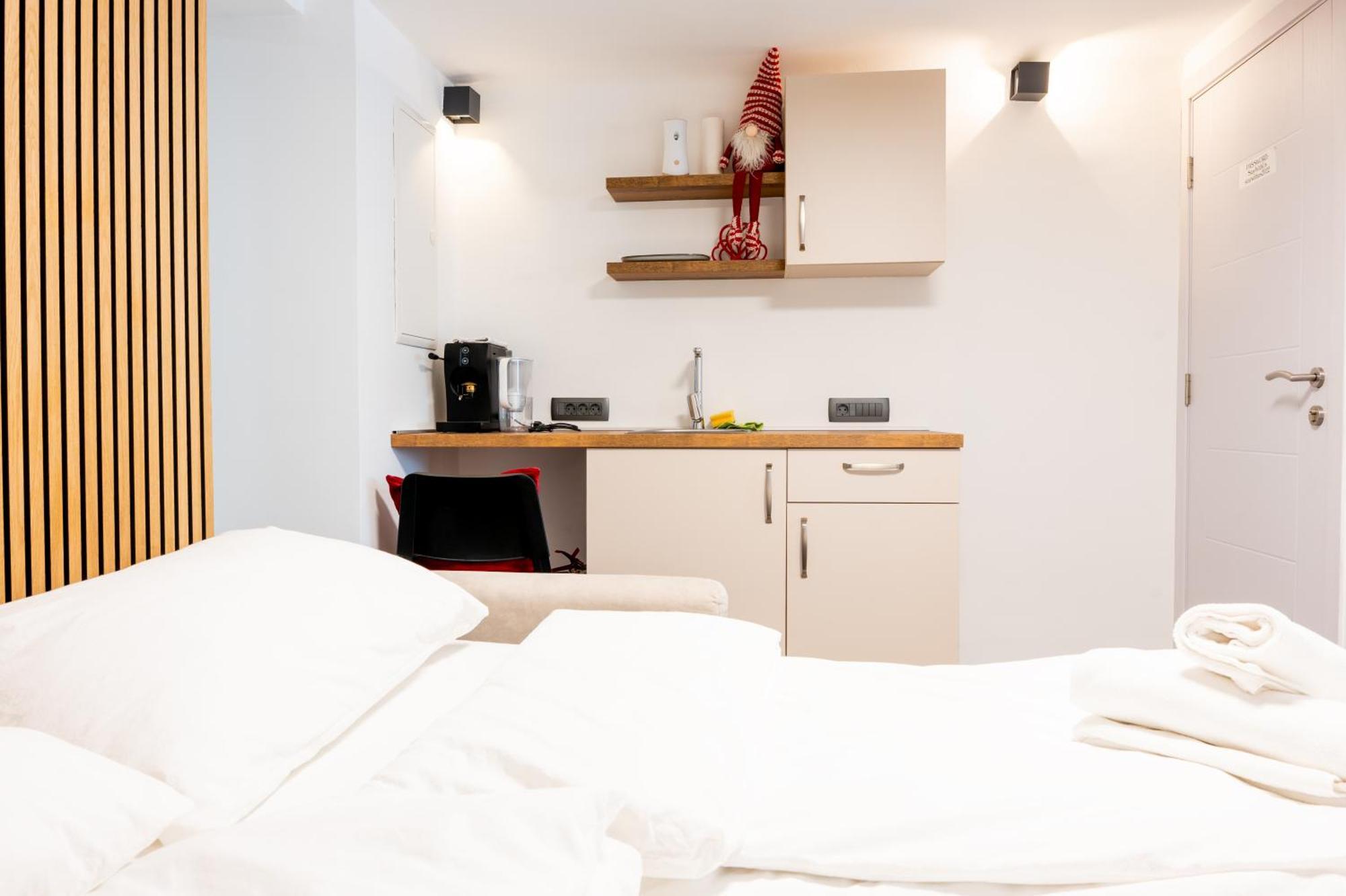 Staywithus , Ground Floor Загреб Екстериор снимка